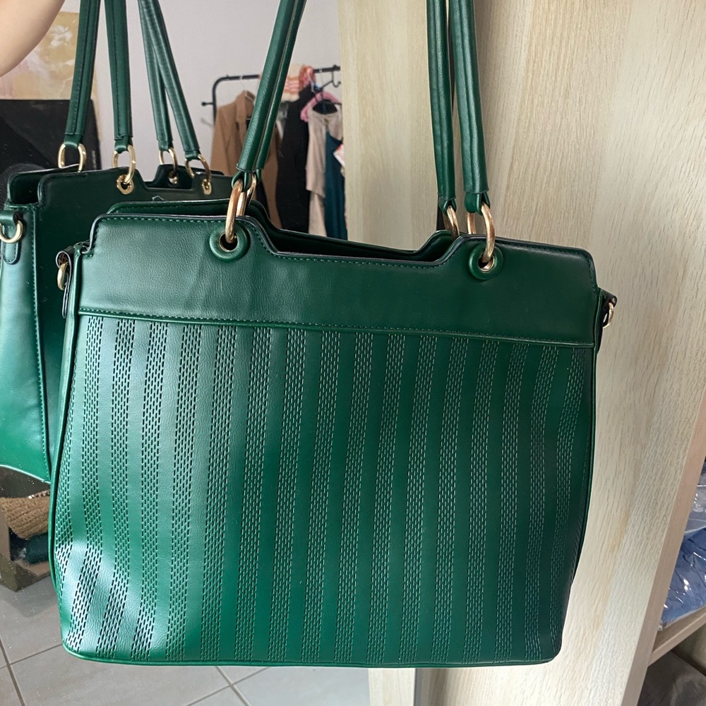 Green tote bag